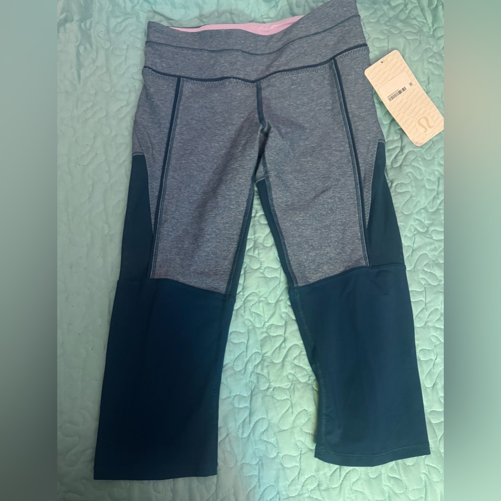 Lululemon Capri Leggings NWT SZ 4
